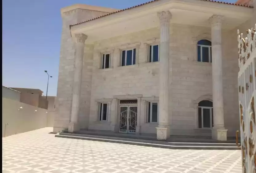 Residencial Listo Propiedad 7+ habitaciones U / F Villa Standerlone  venta en al-sad , Doha #11908 - 1  image 